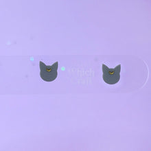 Load image into Gallery viewer, Cat Head Studs
