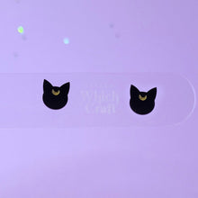 Load image into Gallery viewer, Cat Head Studs
