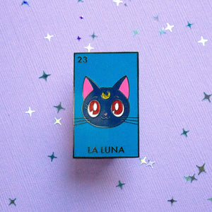 La Luna Pin (Solid Background)