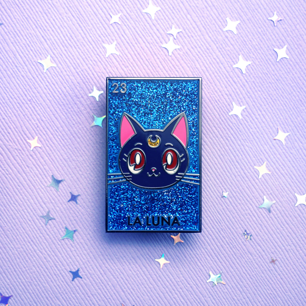 La Luna Pin (Glitter Background)